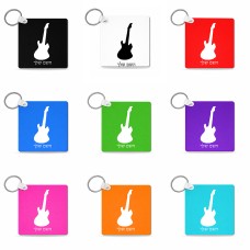 מחזיק מפתחות בצורת ריבוע בעיצוב אישי עם השם שלך בעיצוב גיטרה גודל המחזיק 5 × 5 ס"מ