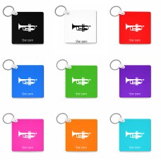 מחזיק מפתחות בצורת ריבוע בעיצוב אישי עם השם שלך בעיצוב חצוצרה גודל המחזיק 5 × 5 ס"מ