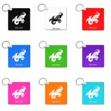 מחזיק מפתחות בצורת ריבוע בעיצוב אישי עם השם שלך בעיצוב מזלות - גדי גודל המחזיק 5 × 5 ס"מ