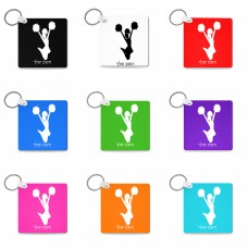 מחזיק מפתחות בצורת ריבוע בעיצוב אישי עם השם שלך בעיצוב מעודדת גודל המחזיק 5 × 5 ס"מ