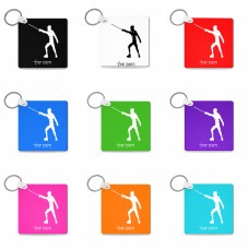 מחזיק מפתחות בצורת ריבוע בעיצוב אישי עם השם שלך בעיצוב לוחם סייף גודל המחזיק 5 × 5 ס"מ