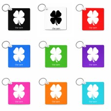 מחזיק מפתחות בצורת ריבוע בעיצוב אישי עם השם שלך בעיצוב קלבר גודל המחזיק 5 × 5 ס"מ