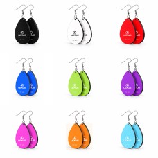 זוג עגילים בצורת טיפה בעיצוב אישי עם השם שלך בעיצוב לקסוס גודל העגילים 2.5 × 3.8 ס"מ