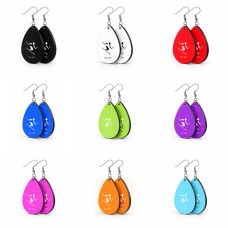 זוג עגילים בצורת טיפה בעיצוב אישי עם השם שלך בעיצוב סקי אולימפי גודל העגילים 2.5 × 3.8 ס"מ