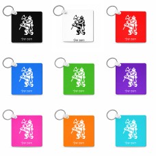 מחזיק מפתחות בצורת ריבוע בעיצוב אישי עם השם שלך בעיצוב אריה גודל המחזיק 5 × 5 ס"מ