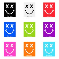 שלט אלומיניום גדול לחדר בעיצוב אישי עם השם שלך בעיצוב סמיילי גודל השלט 20 × 25 ס"מ.