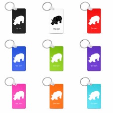 מחזיק מפתחות בצורת מלבן בעיצוב אישי עם השם שלך בעיצוב קרנף גודל המחזיק 6 × 4 ס"מ