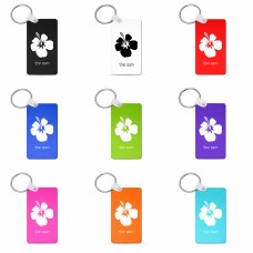 מחזיק מפתחות בצורת מלבן בעיצוב אישי עם השם שלך בעיצוב פרח היביסקוס גודל המחזיק 6 × 4 ס"מ