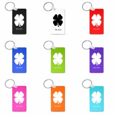 מחזיק מפתחות בצורת מלבן בעיצוב אישי עם השם שלך בעיצוב קלבר גודל המחזיק 6 × 4 ס"מ