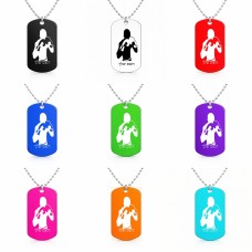 שרשרת דיסקיט מאלומיניום בעיצוב אישי עם השם שלך בעיצוב אגרוף גודל הדיסקיט 2.9 × 5 ס"מ