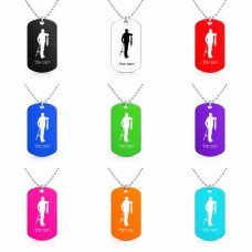 שרשרת דיסקיט מאלומיניום בעיצוב אישי עם השם שלך בעיצוב פישמן גודל הדיסקיט 2.9 × 5 ס"מ