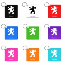 מחזיק מפתחות בצורת ריבוע בעיצוב אישי עם השם שלך בעיצוב פיג'ו גודל המחזיק 5 × 5 ס"מ