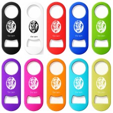 פותחן בקבוקים בעיצוב אישי עם השם שלך בעיצוב פני אריה גודל הפותחן 3.2 × 8.7 ס"מ