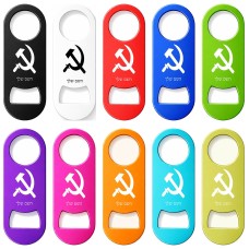 פותחן בקבוקים בעיצוב אישי עם השם שלך בעיצוב פטיש ומגל גודל הפותחן 3.2 × 8.7 ס"מ