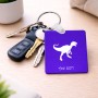 מחזיק מפתחות בצורת ריבוע בעיצוב אישי עם השם שלך בעיצוב דינוזאור גודל המחזיק 5 × 5 ס"מ