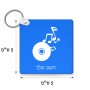 מחזיק מפתחות בצורת ריבוע בעיצוב אישי עם השם שלך בעיצוב תקליטור - אזור מוזיקה גודל המחזיק 5 × 5 ס"מ
