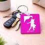 מחזיק מפתחות בצורת ריבוע בעיצוב אישי עם השם שלך בעיצוב אישה רוקדת עם גבר גודל המחזיק 5 × 5 ס"מ