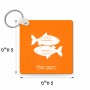 מחזיק מפתחות בצורת ריבוע בעיצוב אישי עם השם שלך בעיצוב מזלות - דגים גודל המחזיק 5 × 5 ס"מ