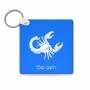 מחזיק מפתחות בצורת ריבוע בעיצוב אישי עם השם שלך בעיצוב מזלות - עקרב גודל המחזיק 5 × 5 ס"מ