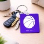 מחזיק מפתחות בצורת ריבוע בעיצוב אישי עם השם שלך בעיצוב כדורסל גודל המחזיק 5 × 5 ס"מ