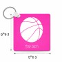 מחזיק מפתחות בצורת ריבוע בעיצוב אישי עם השם שלך בעיצוב כדורסל גודל המחזיק 5 × 5 ס"מ