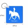 מחזיק מפתחות בצורת ריבוע בעיצוב אישי עם השם שלך בעיצוב קאוגירל - אישה גודל המחזיק 5 × 5 ס"מ