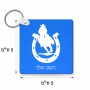 מחזיק מפתחות בצורת ריבוע בעיצוב אישי עם השם שלך בעיצוב פרסה וסוס גודל המחזיק 5 × 5 ס"מ