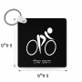 מחזיק מפתחות בצורת ריבוע בעיצוב אישי עם השם שלך בעיצוב אופניים אולימפיים גודל המחזיק 5 × 5 ס"מ
