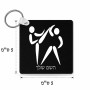 מחזיק מפתחות בצורת ריבוע בעיצוב אישי עם השם שלך בעיצוב לוחמים אולימפיים גודל המחזיק 5 × 5 ס"מ