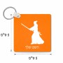 מחזיק מפתחות בצורת ריבוע בעיצוב אישי עם השם שלך בעיצוב סמוראי גודל המחזיק 5 × 5 ס"מ