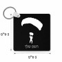 מחזיק מפתחות בצורת ריבוע בעיצוב אישי עם השם שלך בעיצוב צניחה חופשית גודל המחזיק 5 × 5 ס"מ