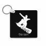 מחזיק מפתחות בצורת ריבוע בעיצוב אישי עם השם שלך בעיצוב סנובורדיסט גודל המחזיק 5 × 5 ס"מ
