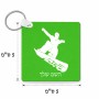 מחזיק מפתחות בצורת ריבוע בעיצוב אישי עם השם שלך בעיצוב סנובורדיסט גודל המחזיק 5 × 5 ס"מ