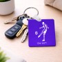 מחזיק מפתחות בצורת ריבוע בעיצוב אישי עם השם שלך בעיצוב שחקן כדורגל גודל המחזיק 5 × 5 ס"מ
