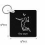 מחזיק מפתחות בצורת ריבוע בעיצוב אישי עם השם שלך בעיצוב שחקן כדורעף גודל המחזיק 5 × 5 ס"מ