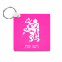 מחזיק מפתחות בצורת ריבוע בעיצוב אישי עם השם שלך בעיצוב אריה גודל המחזיק 5 × 5 ס"מ