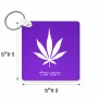 מחזיק מפתחות בצורת ריבוע בעיצוב אישי עם השם שלך בעיצוב עלה מריחואנה - גראס גודל המחזיק 5 × 5 ס"מ