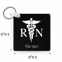 מחזיק מפתחות בצורת ריבוע בעיצוב אישי עם השם שלך בעיצוב אחות מוסמכת גודל המחזיק 5 × 5 ס"מ