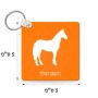 מחזיק מפתחות בצורת ריבוע בעיצוב אישי עם השם שלך בעיצוב סוס גודל המחזיק 5 × 5 ס"מ
