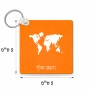 מחזיק מפתחות בצורת ריבוע בעיצוב אישי עם השם שלך בעיצוב מפת העולם גודל המחזיק 5 × 5 ס"מ