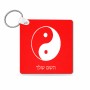 מחזיק מפתחות בצורת ריבוע בעיצוב אישי עם השם שלך בעיצוב סמל יינג יאנג גודל המחזיק 5 × 5 ס"מ