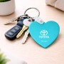 מחזיק מפתחות בצורת לב בעיצוב אישי עם השם שלך בעיצוב טויוטה גודל המחזיק 5 × 5 ס"מ