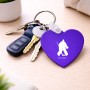 מחזיק מפתחות בצורת לב בעיצוב אישי עם השם שלך בעיצוב הוקי שוערים גודל המחזיק 5 × 5 ס"מ