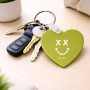 מחזיק מפתחות בצורת לב בעיצוב אישי עם השם שלך בעיצוב סמיילי גודל המחזיק 5 × 5 ס"מ