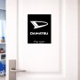 שלט אלומיניום גדול לחדר בעיצוב אישי עם השם שלך בעיצוב דייהטסו גודל השלט 20 × 25 ס"מ.