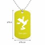 שרשרת דיסקיט מאלומיניום בעיצוב אישי עם השם שלך בעיצוב צפרדע טרופית גודל הדיסקיט 2.9 × 5 ס"מ