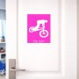 שלט אלומיניום גדול לחדר בעיצוב אישי עם השם שלך בעיצוב רוכב אופניים גודל השלט 20 × 25 ס"מ.
