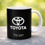 ספל תה \ קפה בעיצוב אישי עם השם שלך בעיצוב טויוטה גודל הספל 325 מ"ל