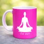 ספל תה \ קפה בעיצוב אישי עם השם שלך בעיצוב אימון יוגה גודל הספל 325 מ"ל