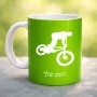 ספל תה \ קפה בעיצוב אישי עם השם שלך בעיצוב רוכב אופניים גודל הספל 325 מ"ל